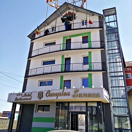 Hotel Seneca Baia Mare Exterior foto