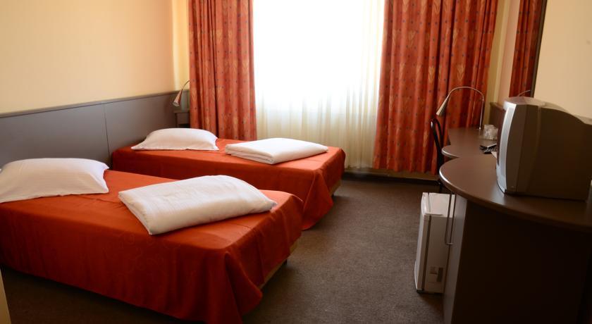 Hotel Seneca Baia Mare Exterior foto