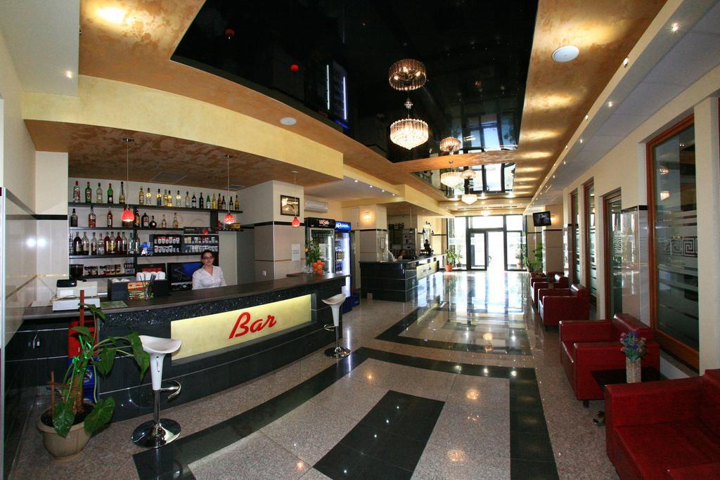 Hotel Seneca Baia Mare Exterior foto